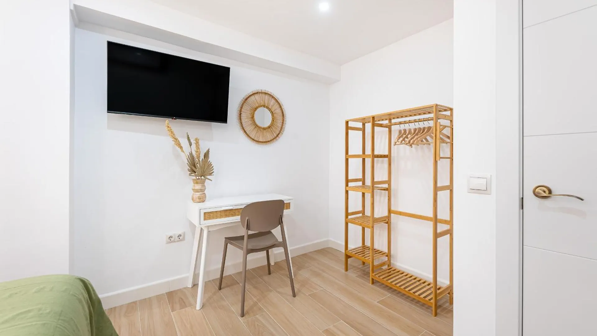 Vivendos - Vv08 - Miramar Apartment Torremolinos
